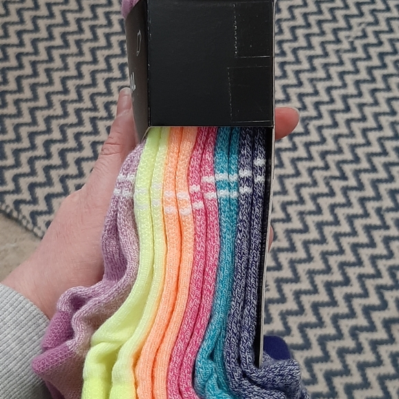 Women's 6-9/Youth 3Y-8Y Under Armour 6 pack NEW - Picture 2 of 7